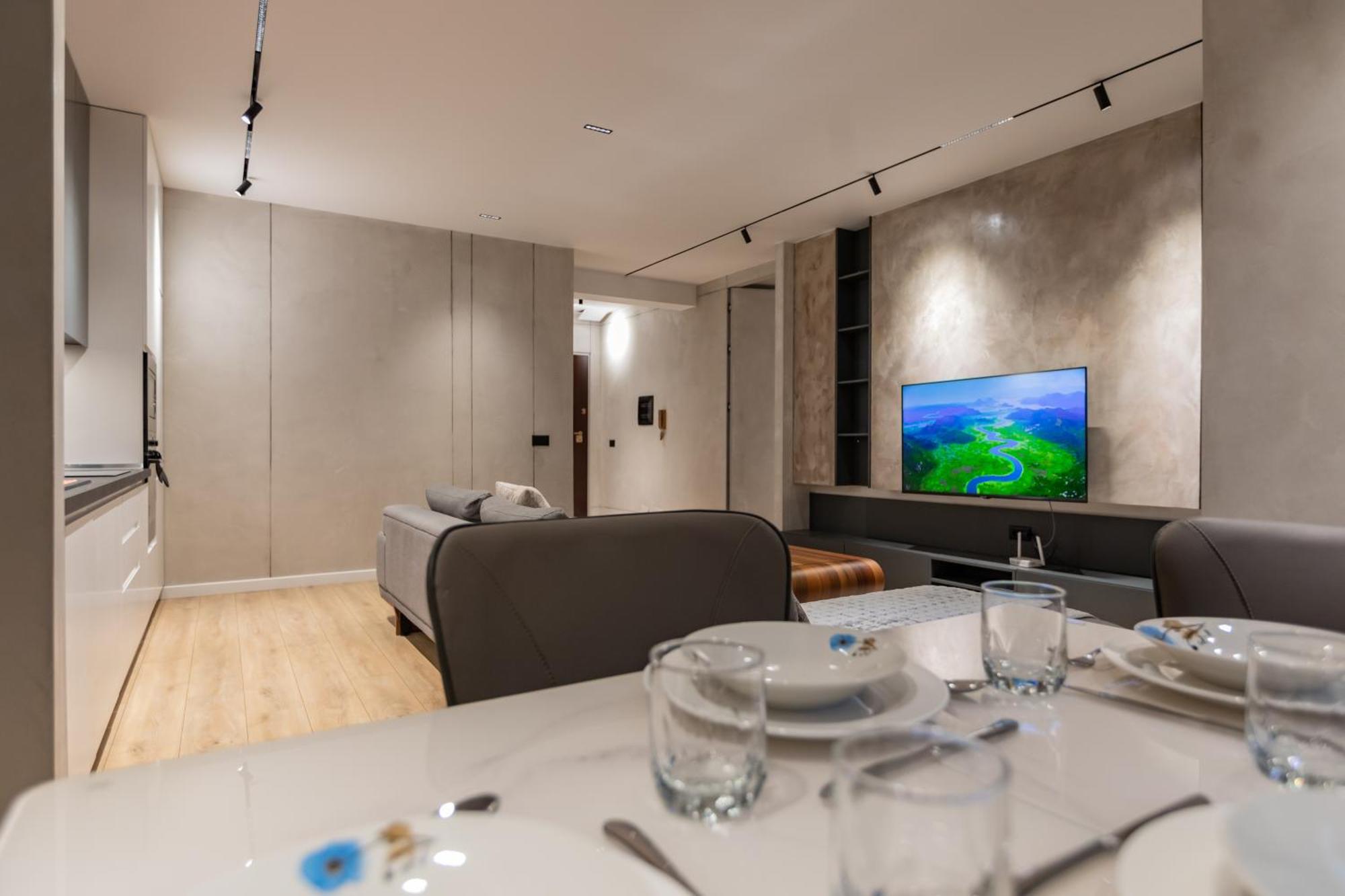 Cosmo Comfort Tirana